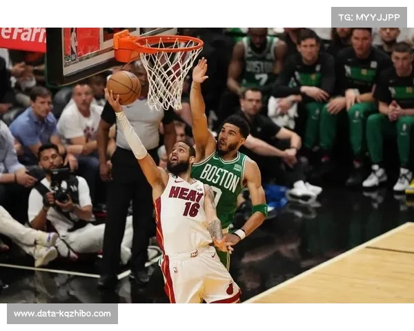 凯尔特人客场挑战热火，塔图姆缺阵下布朗扛重任